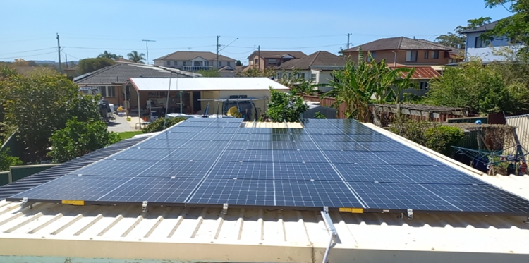 Roof top Solar Panel Image